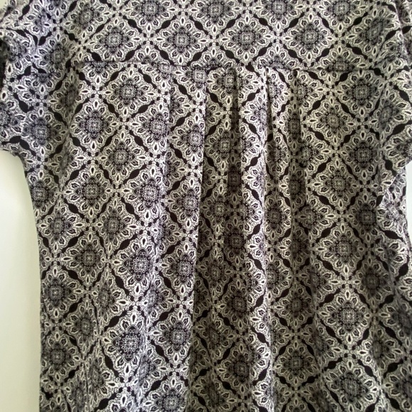 Pleione lightweight made in USA Pleione hi low hem blouse size M - Picture 2 of 8